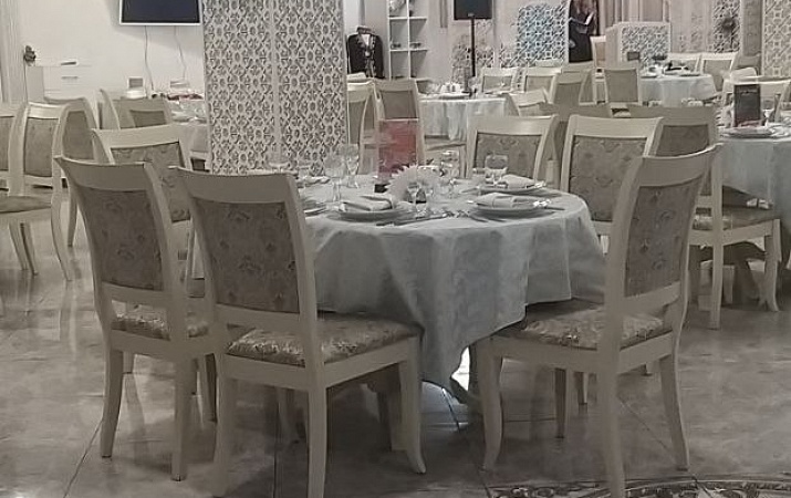 Основной зал